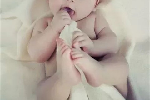 夏季怎么穿可以避免济南捐卵宝宝感冒受凉？生病要怎么穿？